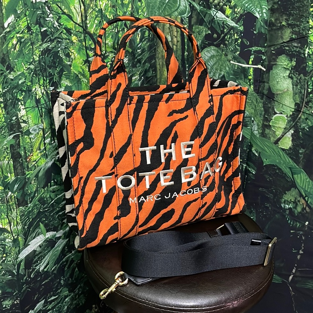 THE TIGER STRIPE SMALL TOTE BAG (NWT)